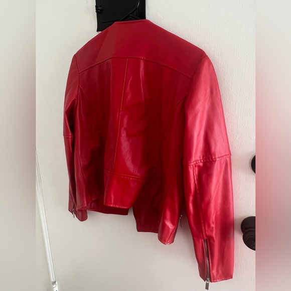 Vibrant Jacket - Picture 2 of 2